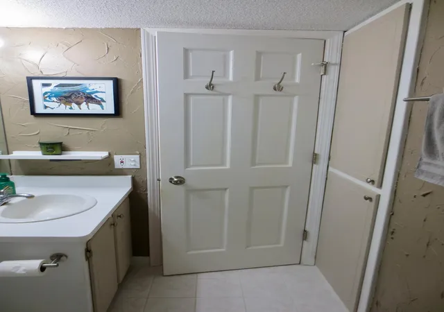 4371-wilshire-blvd-303-mound-mn-55364/hzid_89b7d00a
