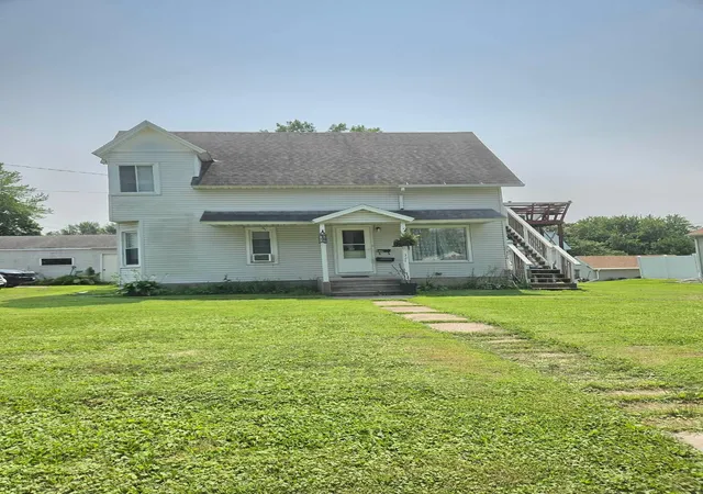 324-e-5th-street-saint-charles-mn-55972/hzid_9bf88615
