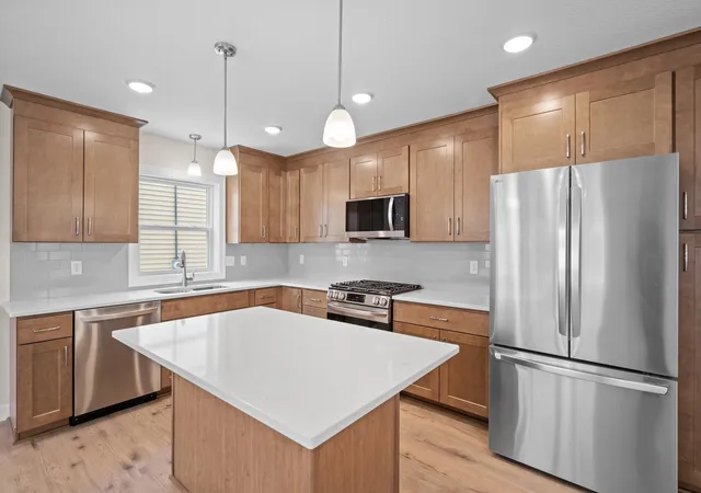 820-26th-avenue-ne-minneapolis-mn-55418/hzid_bd7bec00