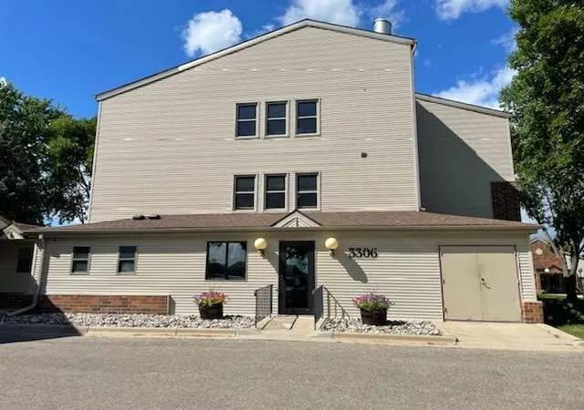 3306-village-green-blvd-302-moorhead-mn-56560/hzid_4a7e24e1