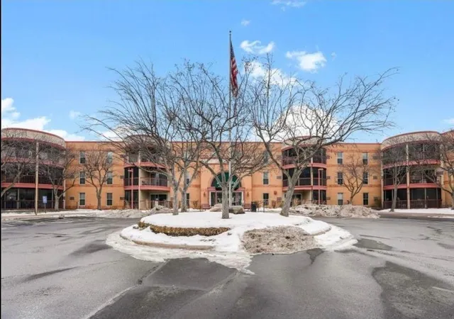 3232-fremont-ave-n-215-minneapolis-mn-55412/hzid_a26b462a