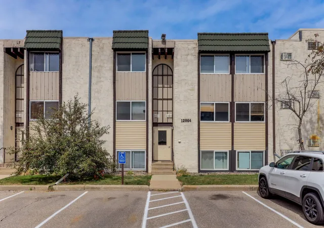 12864-nicollet-ave-202-burnsville-mn-55337/hzid_4c8c788e