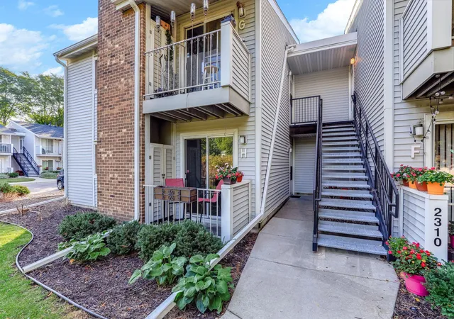 2310-benson-ave-h-saint-paul-mn-55116/hzid_e5471a39
