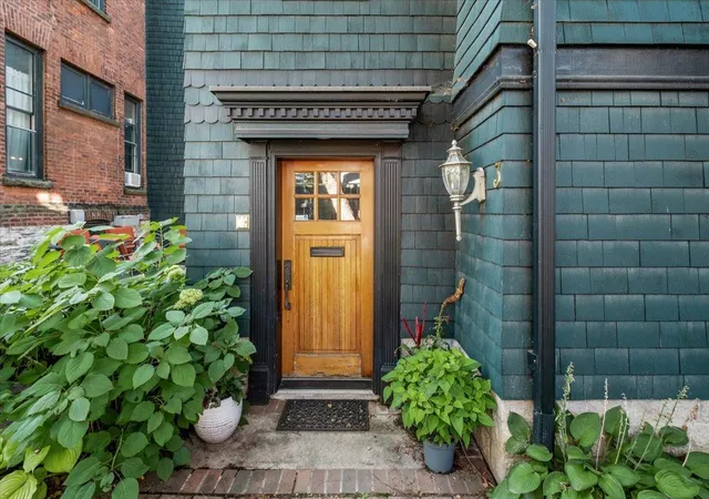 449-portland-ave-3-saint-paul-mn-55102/hzid_92b1a367
