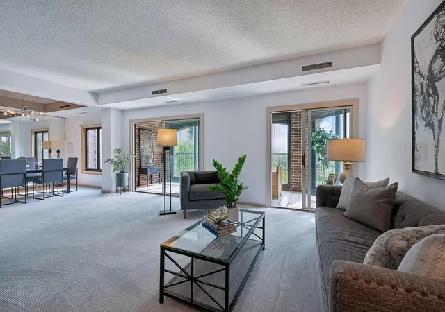 1235-yale-pl-709-minneapolis-mn-55403/hzid_22de514c