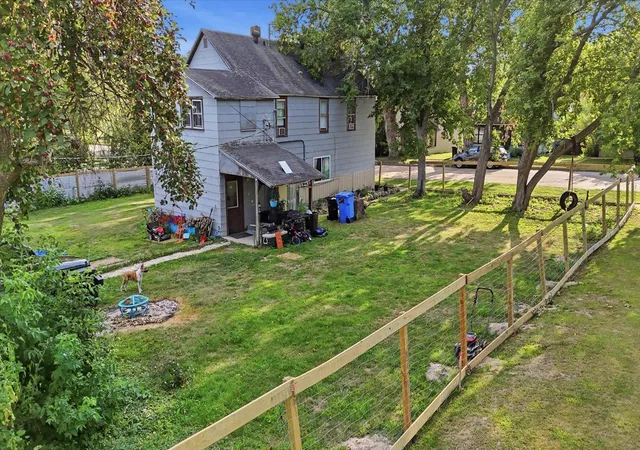 219-3rd-avenue-bovey-mn-55709/hzid_46e394f0