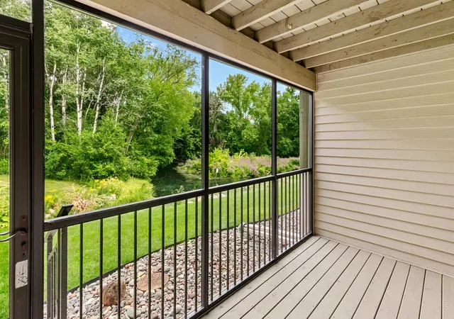 3150-glen-oaks-ave-108a-saint-paul-mn-55110/hzid_8fa8b724