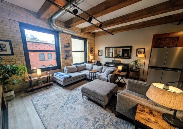 406-wacouta-st-409-saint-paul-mn-55101/hzid_8f8a3870