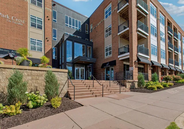 12501-nicollet-ave-425-burnsville-mn-55337/hzid_053476b6