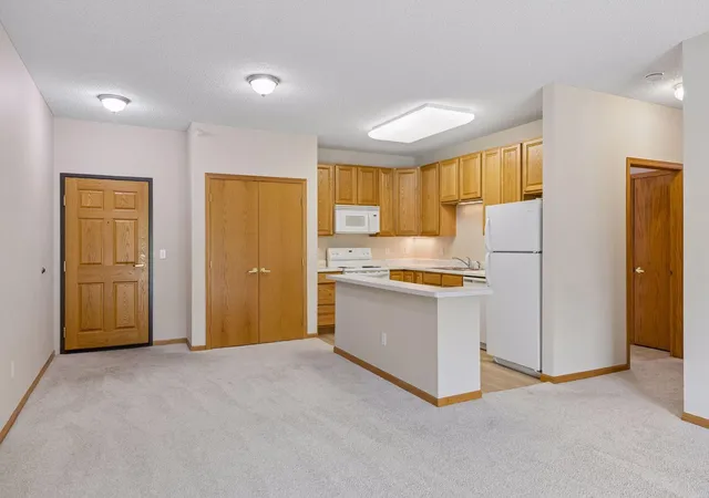 4824-e-53rd-st-307-minneapolis-mn-55417/hzid_69aab4db