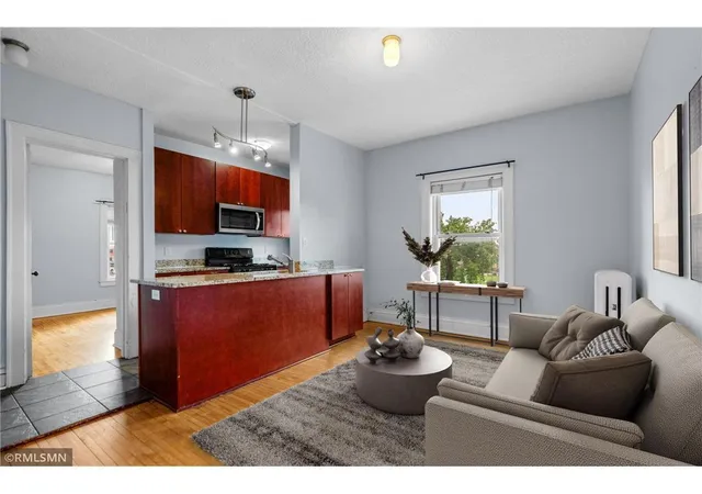 2881-irving-ave-s-305-minneapolis-mn-55408/hzid_391d631a