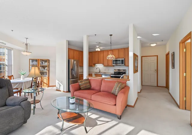 15001-burnhaven-dr-216-burnsville-mn-55306/hzid_fd3dc6bc