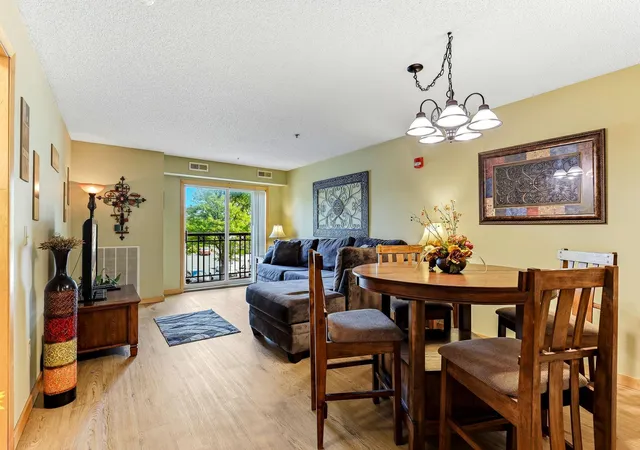 4845-w-123rd-st-201-savage-mn-55378/hzid_9948c908