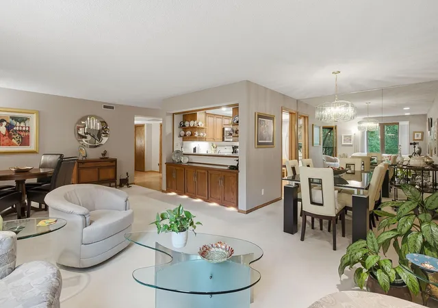 6051-laurel-ave-214-minneapolis-mn-55416/hzid_574b381c