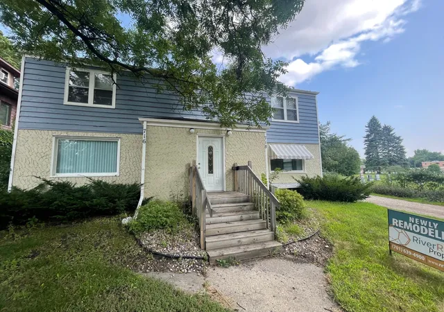 716-8th-street-s-moorhead-mn-56560/hzid_e7744b84