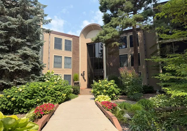 8549-irwin-rd-138-minneapolis-mn-55437/hzid_0889152e