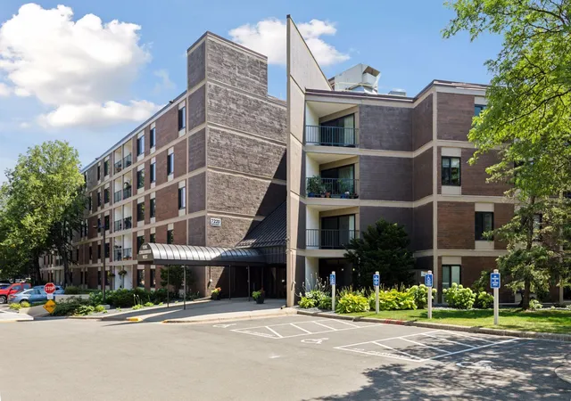 7220-york-ave-s-413-minneapolis-mn-55435/hzid_1b72b0d4