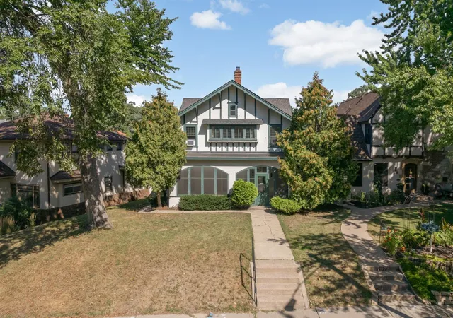 2116-w-49th-street-minneapolis-mn-55419/hzid_b30c4064