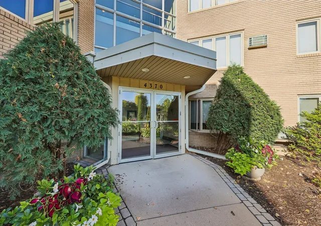4370-brookside-ct-320-minneapolis-mn-55436/hzid_31421132