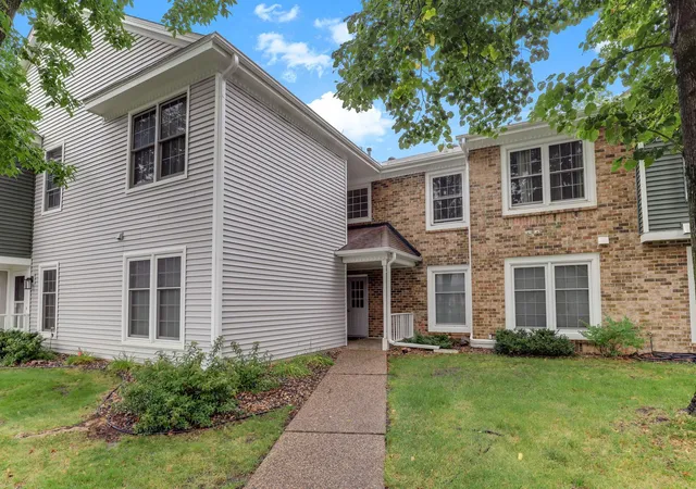 10966-quebec-ave-s-minneapolis-mn-55438/hzid_d57089d7
