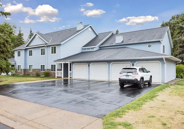 300-41st-avenue-ne-202-minneapolis-mn-55421/hzid_970eef7d