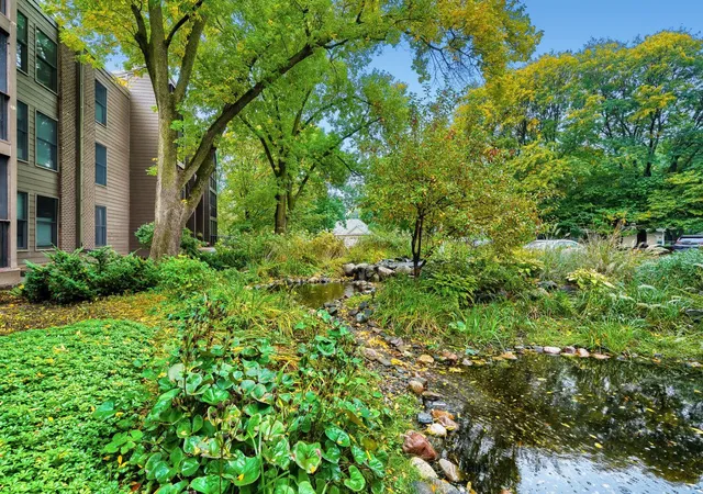 8441-irwin-rd-106-minneapolis-mn-55437/hzid_34e1370d