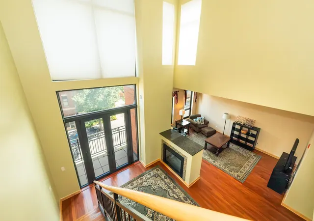 9-w-franklin-ave-315-minneapolis-mn-55404/hzid_da018921