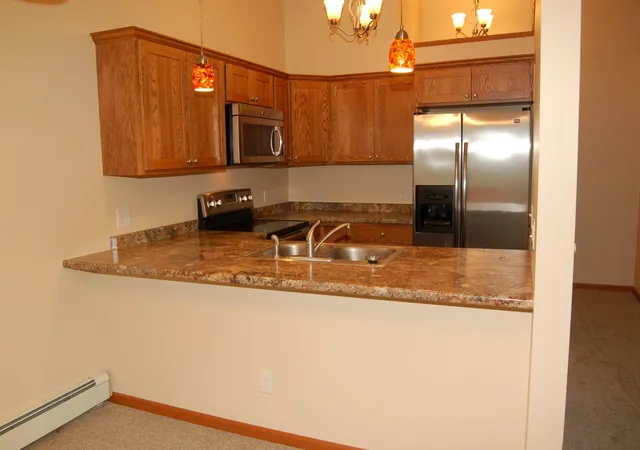 14839-endicott-way-311-saint-paul-mn-55124/hzid_3821a689