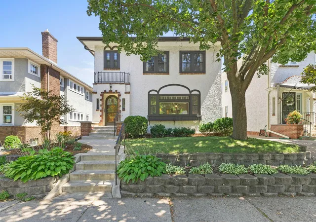 4517-aldrich-ave-s-minneapolis-mn-55419/hzid_d128fbe7