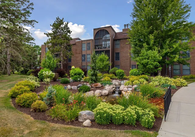 9700-portland-ave-s-223-minneapolis-mn-55420/hzid_27e90a0f
