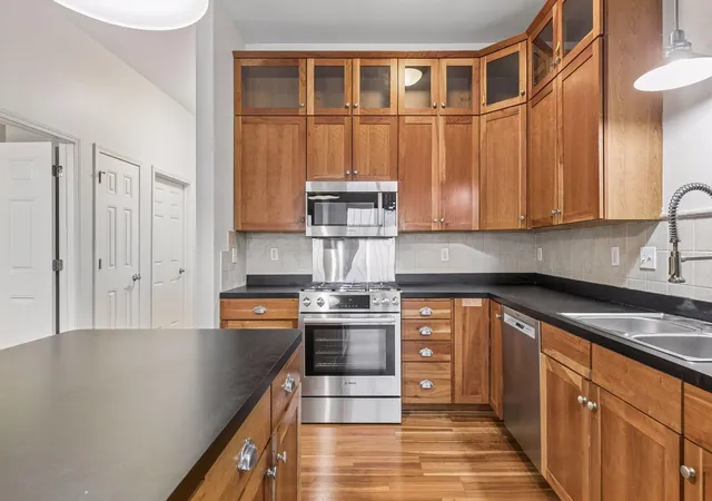 270-4th-street-e-307-saint-paul-mn-55101/hzid_420a6e52
