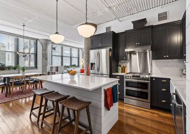225-9th-street-e-306-saint-paul-mn-55101/hzid_6af08f93