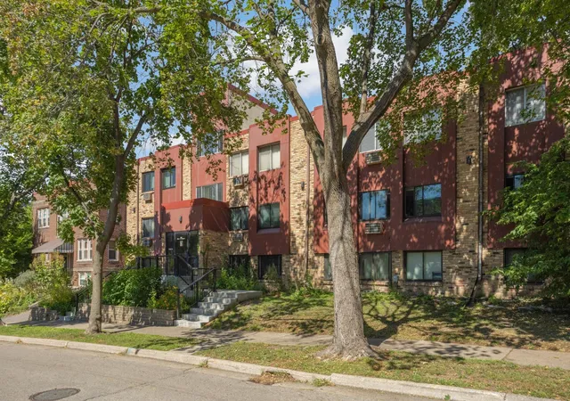 520-ridgewood-ave-102-minneapolis-mn-55403/hzid_a593e258