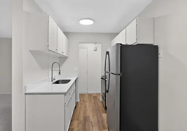 12848-nicollet-ave-101-burnsville-mn-55337/hzid_f386cab2