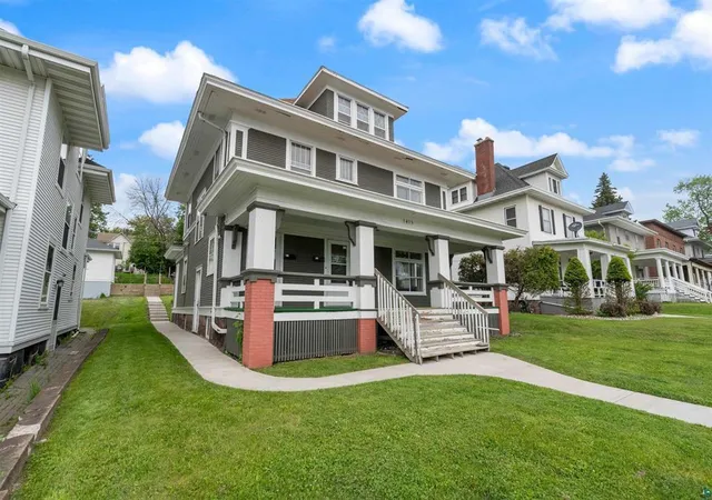 1415-e-4th-street-duluth-mn-55805/hzid_6150ab2b