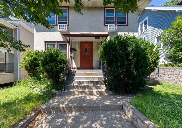 1875-minnehaha-ave-w-saint-paul-mn-55104/hzid_34d4c8d5