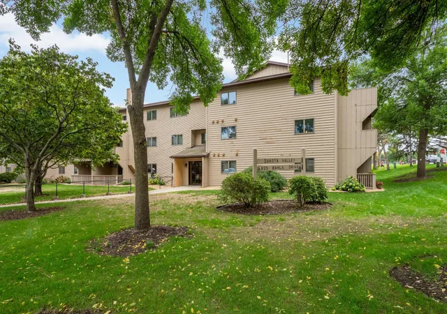 925-bahls-dr-307-hastings-mn-55033/hzid_7411d733