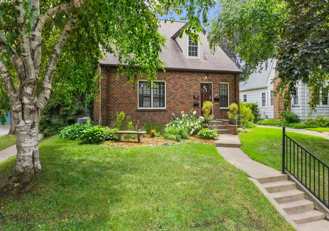 1522-hague-ave-saint-paul-mn-55104/hzid_b1f608aa