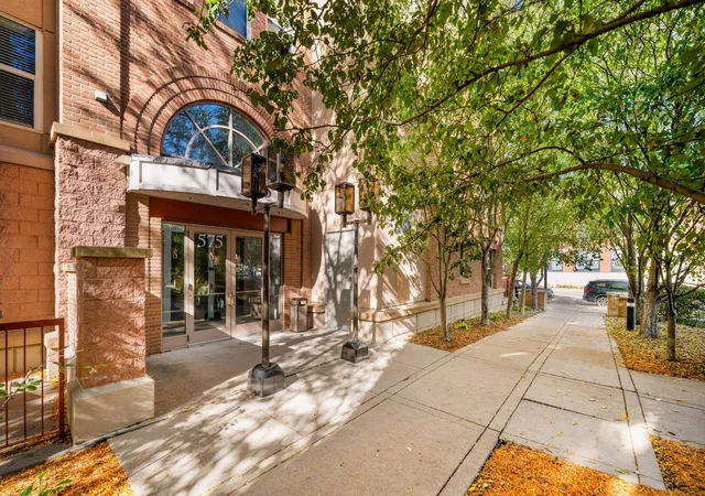 575-n-1st-street-404-minneapolis-mn-55401/hzid_7388ebfd