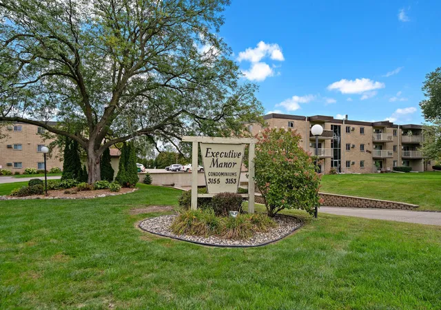 3155-old-hwy-8-304-minneapolis-mn-55418/hzid_fcb40eef