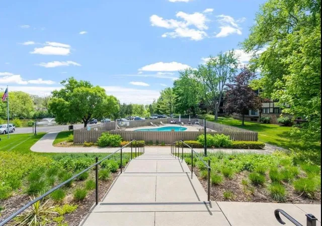 205-barry-ave-s-311-wayzata-mn-55391/hzid_9746614e