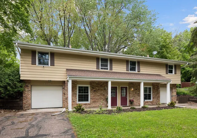 5570-5580-shorewood-ln-excelsior-mn-55331/hzid_ed0517b2