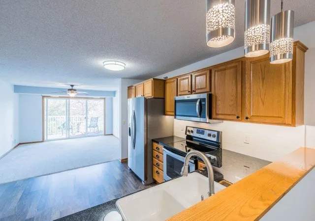 16154-main-ave-se-212-prior-lake-mn-55372/hzid_178b4a1c