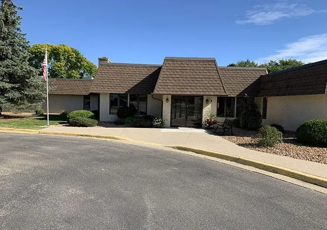 1415-lake-st-142-alexandria-mn-56308/hzid_e804ccd3