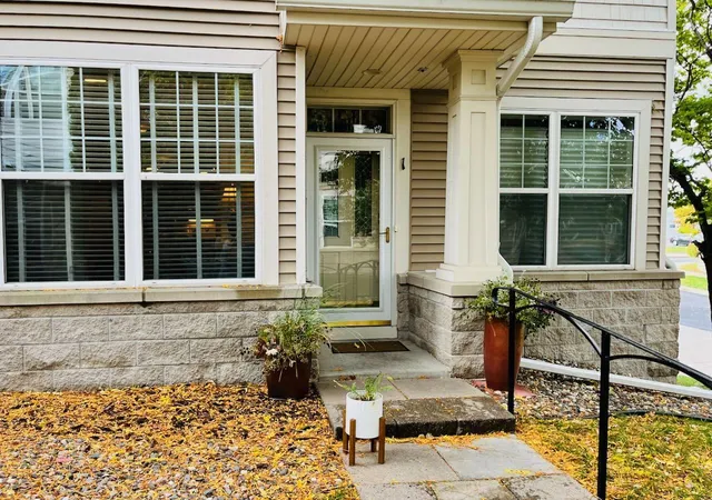 7930-golden-valley-rd-1-minneapolis-mn-55427/hzid_3f3d6893
