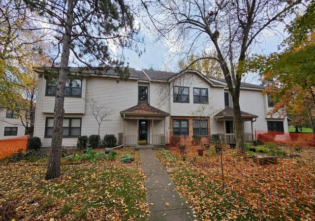 1014-kensington-trl-202-saint-paul-mn-55123/hzid_47aa9377