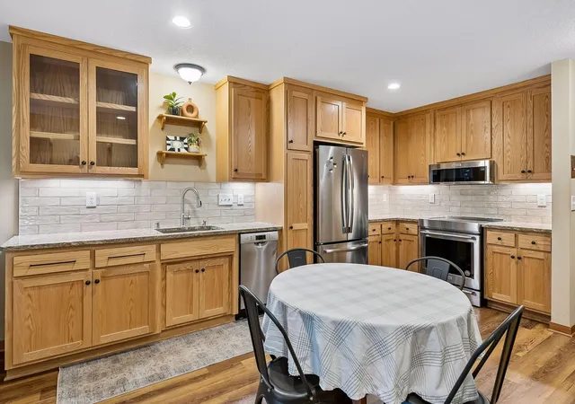 2809-e-minnehaha-pkwy-103-minneapolis-mn-55417/hzid_8de69177
