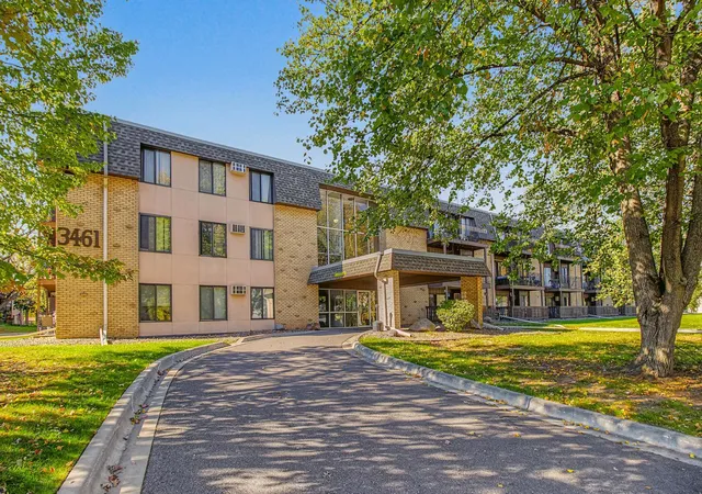 3461-kent-st-1207-saint-paul-mn-55126/hzid_6482d2b6