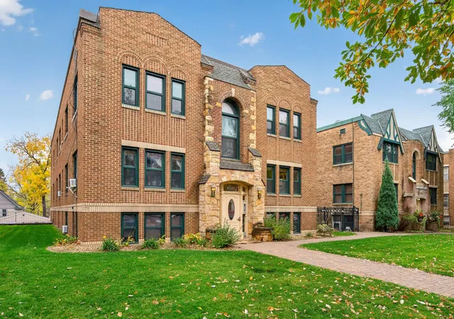 4221-nicollet-ave-100-minneapolis-mn-55409/hzid_fe9cb077