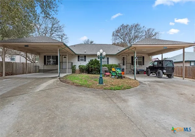 180-oak-ter-seguin-tx-78155/hzid_31f4f04c